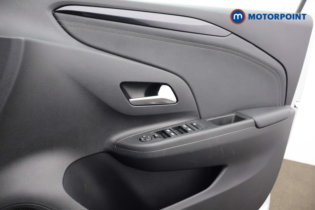 Vauxhall Corsa GS Manual Petrol Hatchback - Stock Number (1611295) - 11th supplementary image