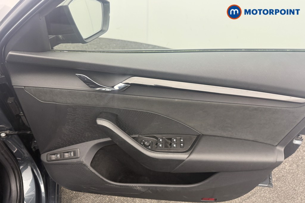 Skoda Octavia VRS Automatic Petrol Plug-In Hybrid Hatchback - Stock Number (1611843) - 10th supplementary image