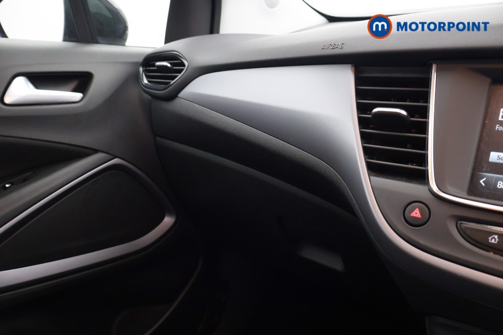 Vauxhall Crossland Design Manual Petrol SUV - Stock Number (1611852) - 17th supplementary image