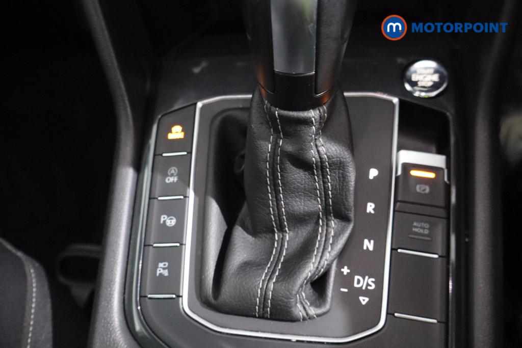 Volkswagen Tiguan R-Line Tech Automatic Petrol SUV - Stock Number (1612655) - 4th supplementary image