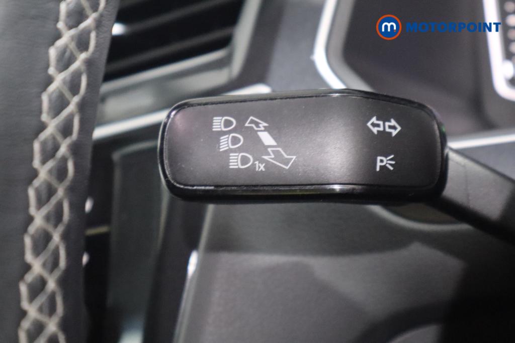 Volkswagen Tiguan R-Line Tech Automatic Petrol SUV - Stock Number (1612655) - 9th supplementary image