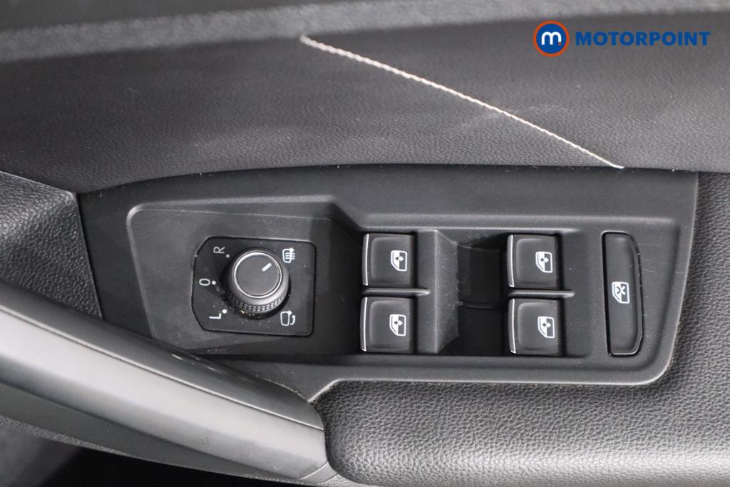 Volkswagen Tiguan R-Line Tech Automatic Petrol SUV - Stock Number (1612655) - 12th supplementary image