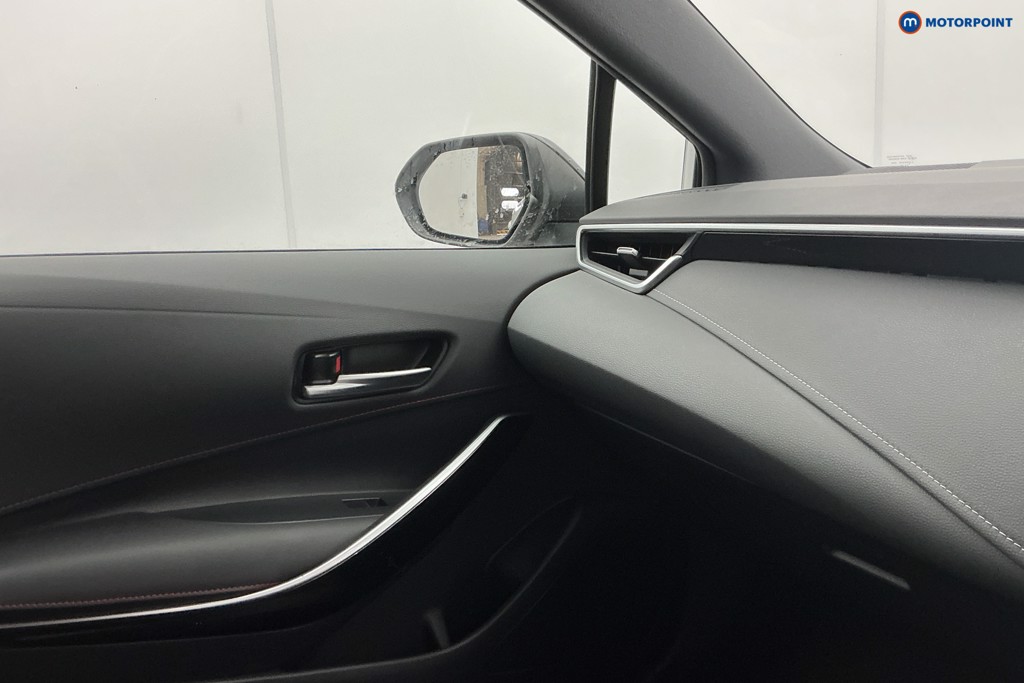 Toyota Corolla Gr Sport Automatic Petrol-Electric Hybrid Estate - Stock Number (1613310) - 21st supplementary image