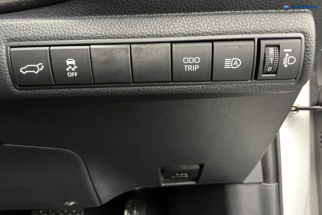 Toyota Corolla Gr Sport Automatic Petrol-Electric Hybrid Estate - Stock Number (1613310) - 24th supplementary image