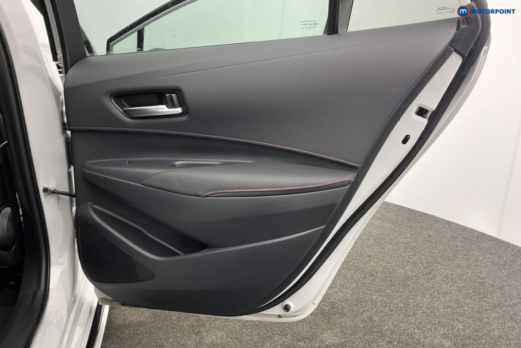 Toyota Corolla Gr Sport Automatic Petrol-Electric Hybrid Estate - Stock Number (1613310) - 27th supplementary image