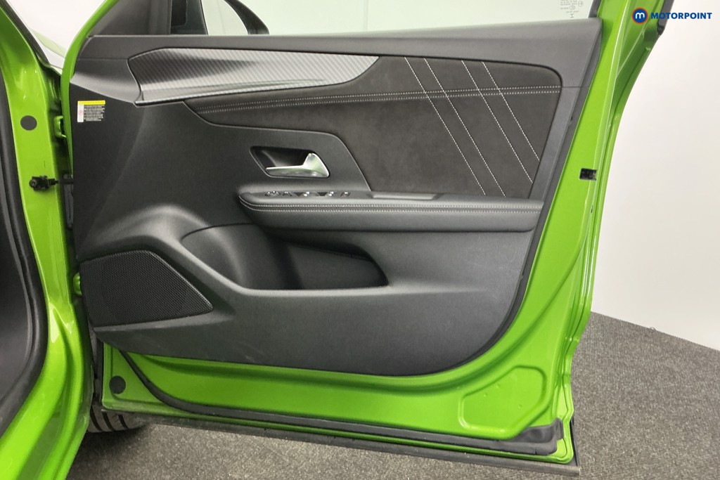 Vauxhall Mokka Launch Edition Automatic Electric SUV - Stock Number (1613338) - 25th supplementary image