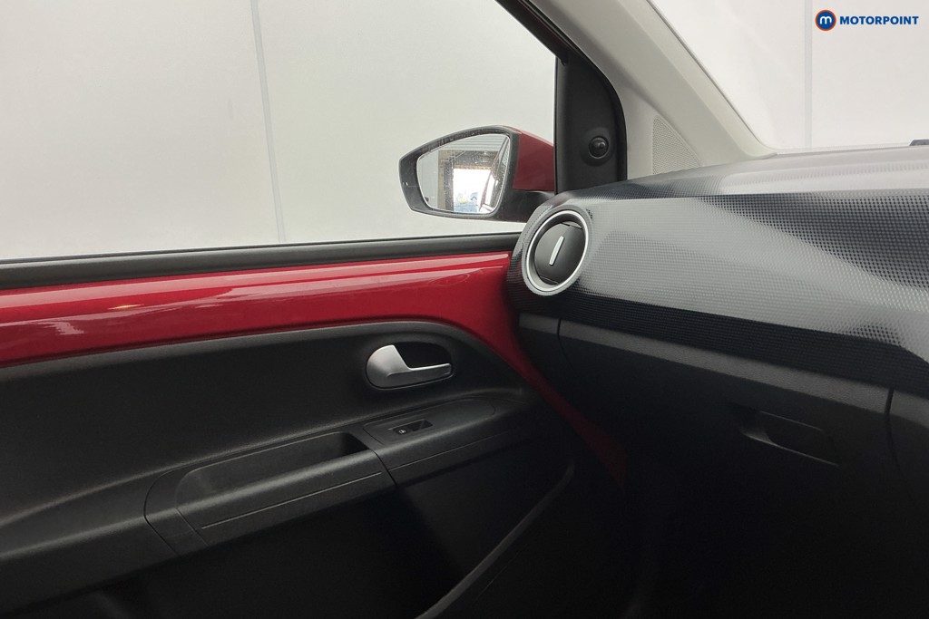 Volkswagen UP Move Up Manual Petrol Hatchback - Stock Number (1613478) - 20th supplementary image
