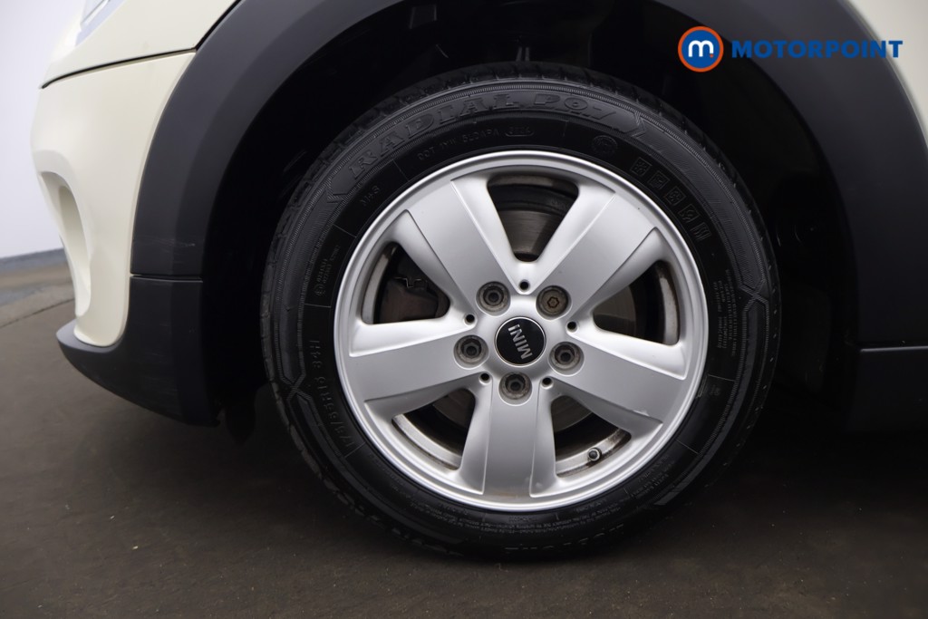 Mini Hatchback Cooper Classic Manual Petrol Hatchback - Stock Number (1613622) - 4th supplementary image