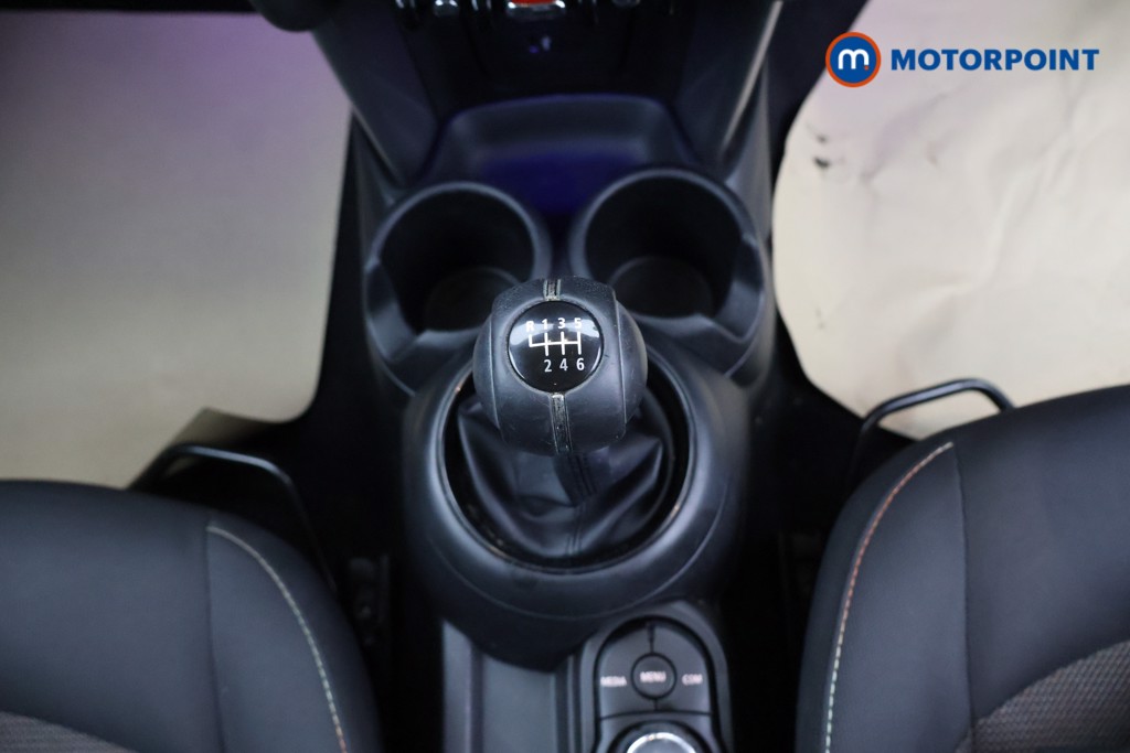 Mini Hatchback Cooper Classic Manual Petrol Hatchback - Stock Number (1613622) - 15th supplementary image