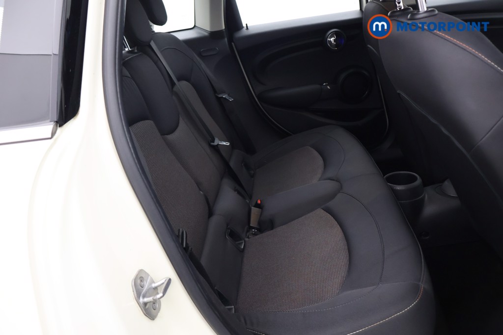 Mini Hatchback Cooper Classic Manual Petrol Hatchback - Stock Number (1613622) - 26th supplementary image