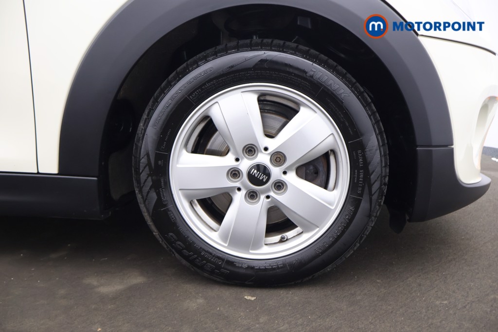 Mini Hatchback Cooper Classic Manual Petrol Hatchback - Stock Number (1613622) - 1st supplementary image