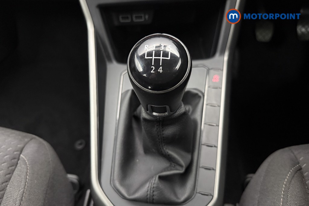 Volkswagen Polo SE Manual Petrol Hatchback - Stock Number (1614218) - 5th supplementary image