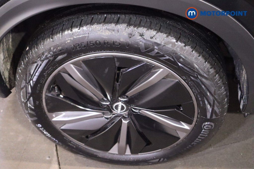 Nissan Qashqai Tekna Automatic Petrol-Electric Hybrid SUV - Stock Number (1614686) - 12th supplementary image