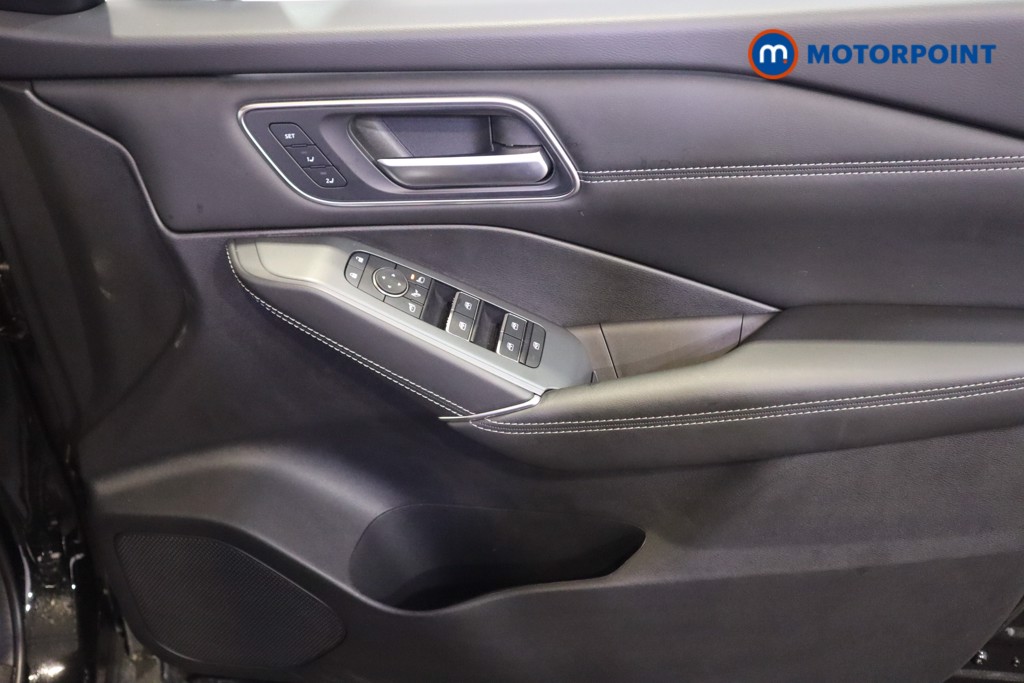 Nissan Qashqai Tekna Automatic Petrol-Electric Hybrid SUV - Stock Number (1614686) - 13th supplementary image