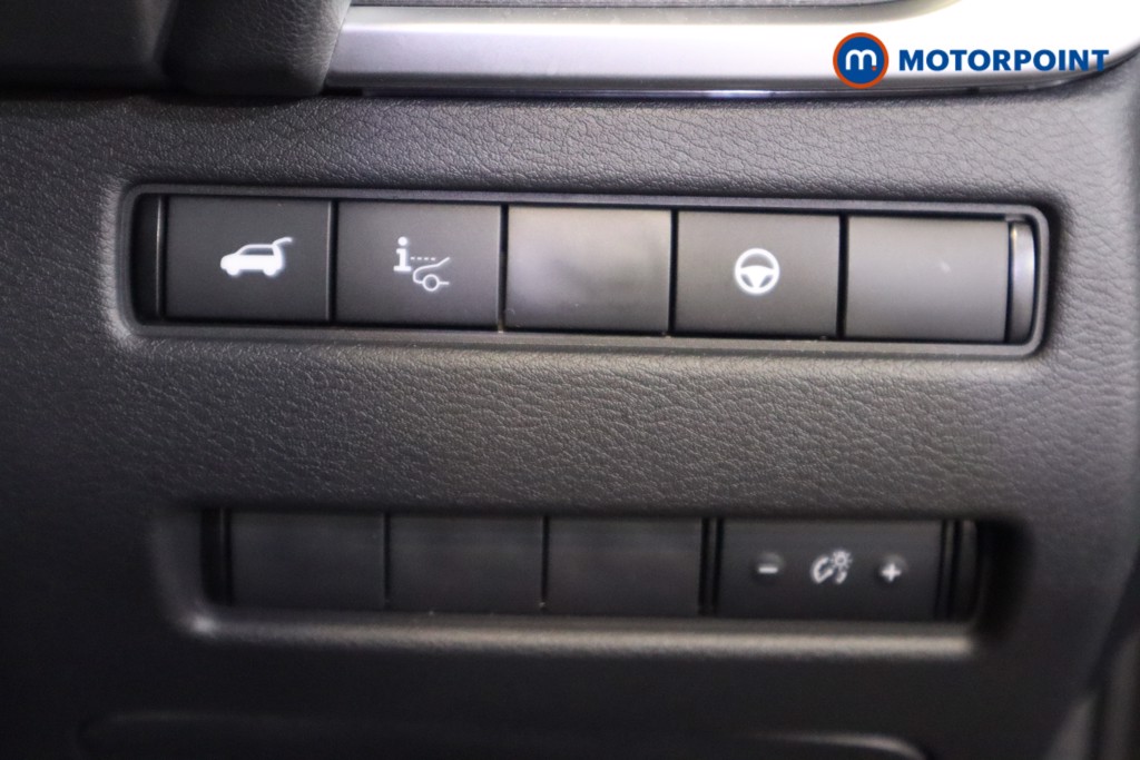 Nissan Qashqai Tekna Automatic Petrol-Electric Hybrid SUV - Stock Number (1614686) - 17th supplementary image