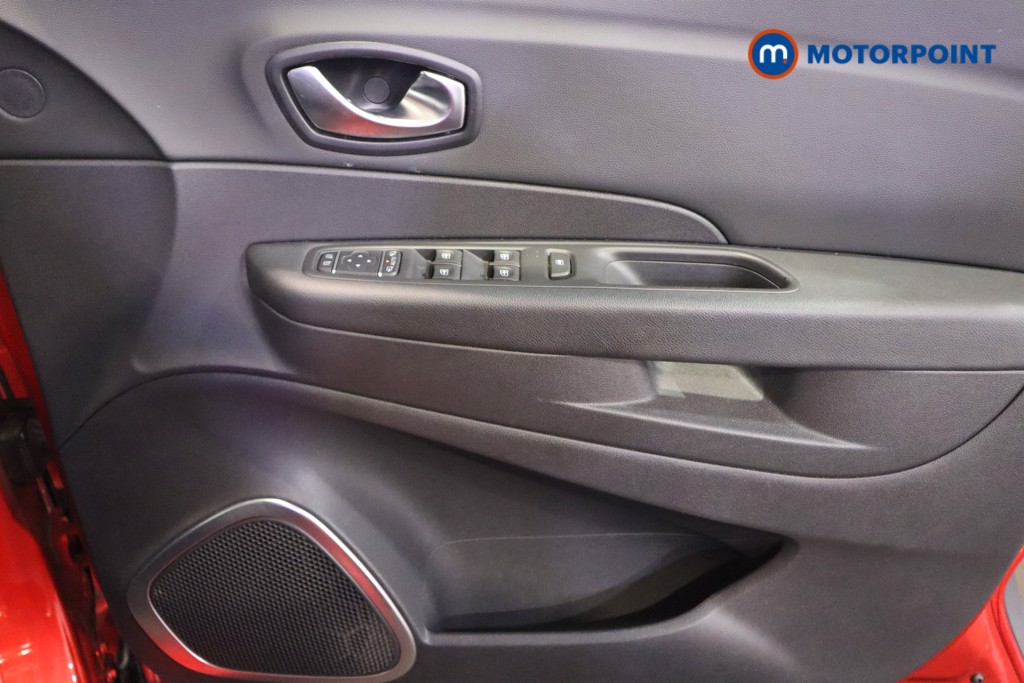 Renault Captur Gt Line Manual Petrol SUV - Stock Number (1615753) - 13th supplementary image