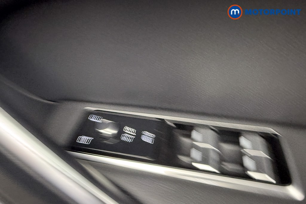 Jaguar F-Pace R-Dynamic Se Automatic Petrol SUV - Stock Number (1615830) - 12th supplementary image