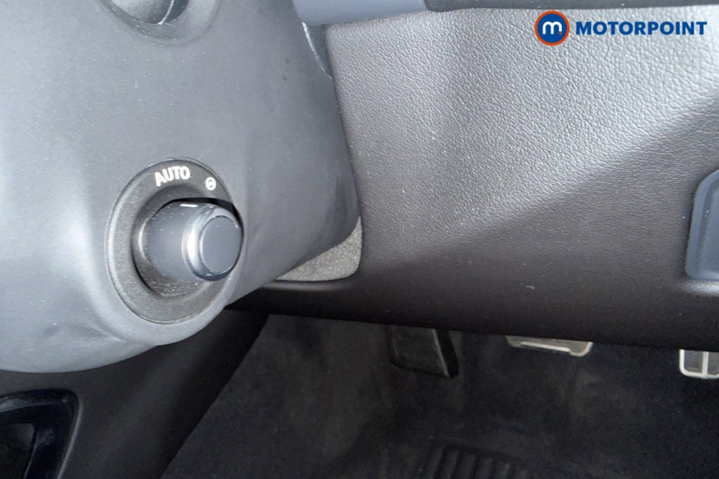 Jaguar F-Pace R-Dynamic Se Automatic Petrol SUV - Stock Number (1615830) - 15th supplementary image