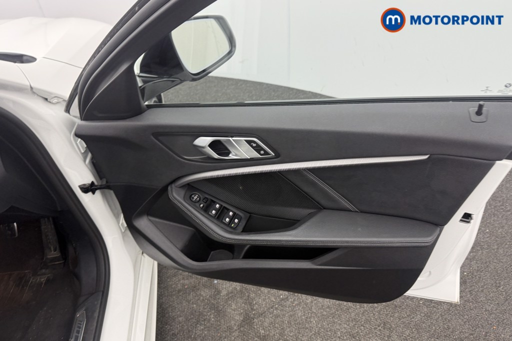 BMW 1 Series M Sport Manual Petrol Hatchback - Stock Number (1616209) - 10th supplementary image