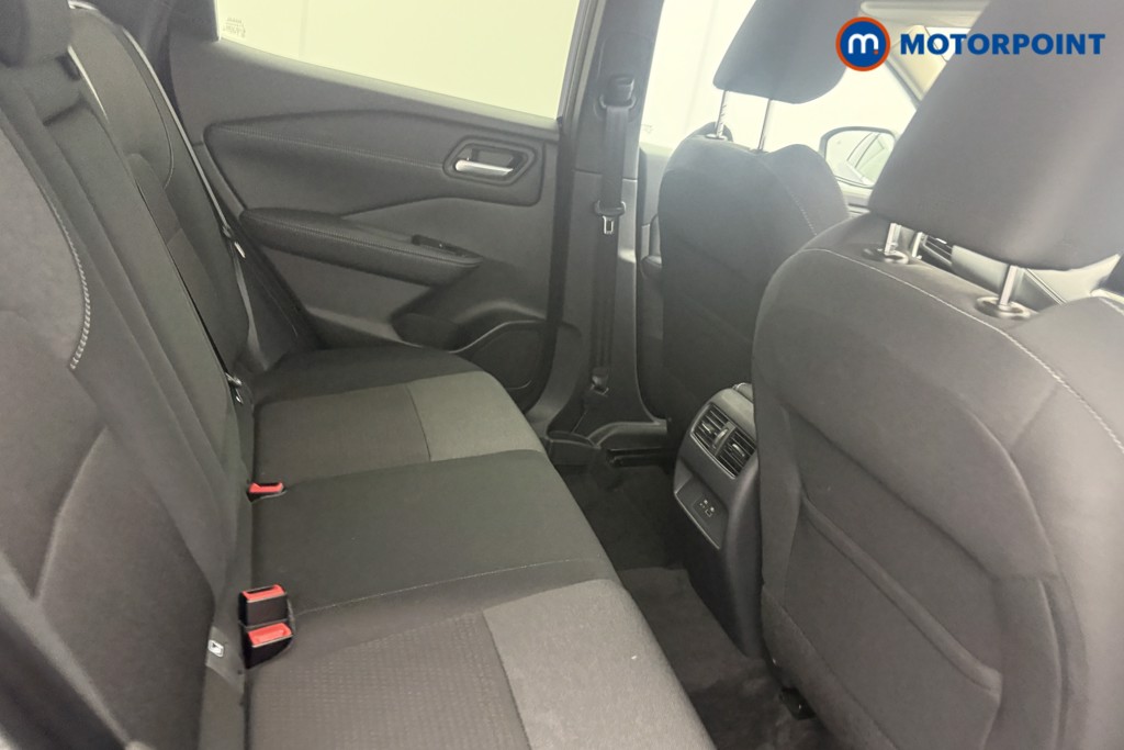 Nissan Qashqai N-Connecta Automatic Petrol-Electric Hybrid SUV - Stock Number (1616739) - 8th supplementary image