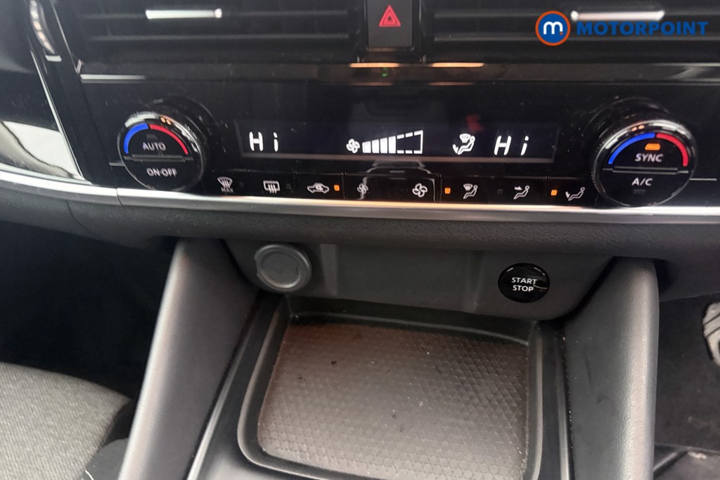 Nissan Qashqai N-Connecta Automatic Petrol-Electric Hybrid SUV - Stock Number (1616739) - 18th supplementary image