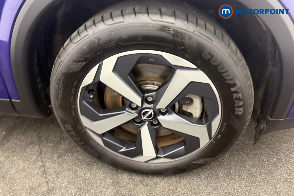 Nissan Qashqai N-Connecta Automatic Petrol-Electric Hybrid SUV - Stock Number (1616739) - 24th supplementary image