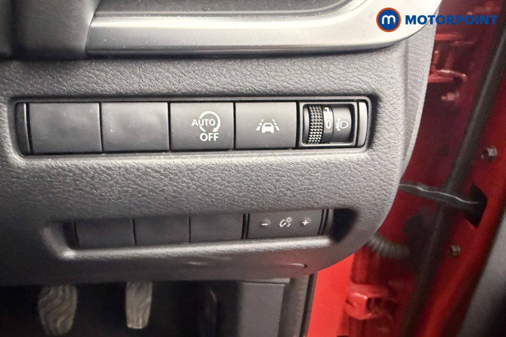 Nissan Qashqai Acenta Premium Manual Petrol SUV - Stock Number (1616755) - 13th supplementary image