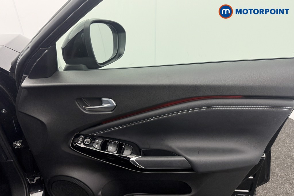 Nissan Juke Tekna Automatic Petrol SUV - Stock Number (1616799) - 10th supplementary image