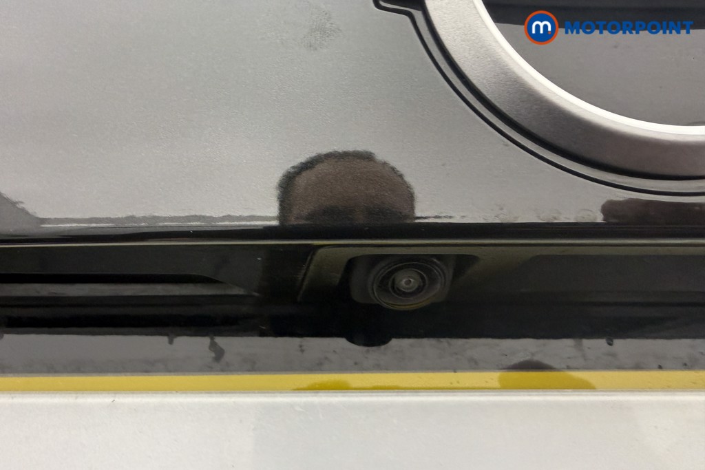 Nissan Juke Tekna Automatic Petrol SUV - Stock Number (1616799) - 1st supplementary image