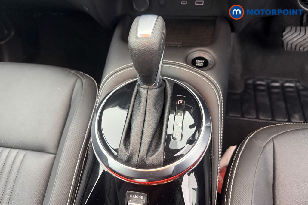 Nissan Juke Tekna Automatic Petrol SUV - Stock Number (1616804) - 18th supplementary image