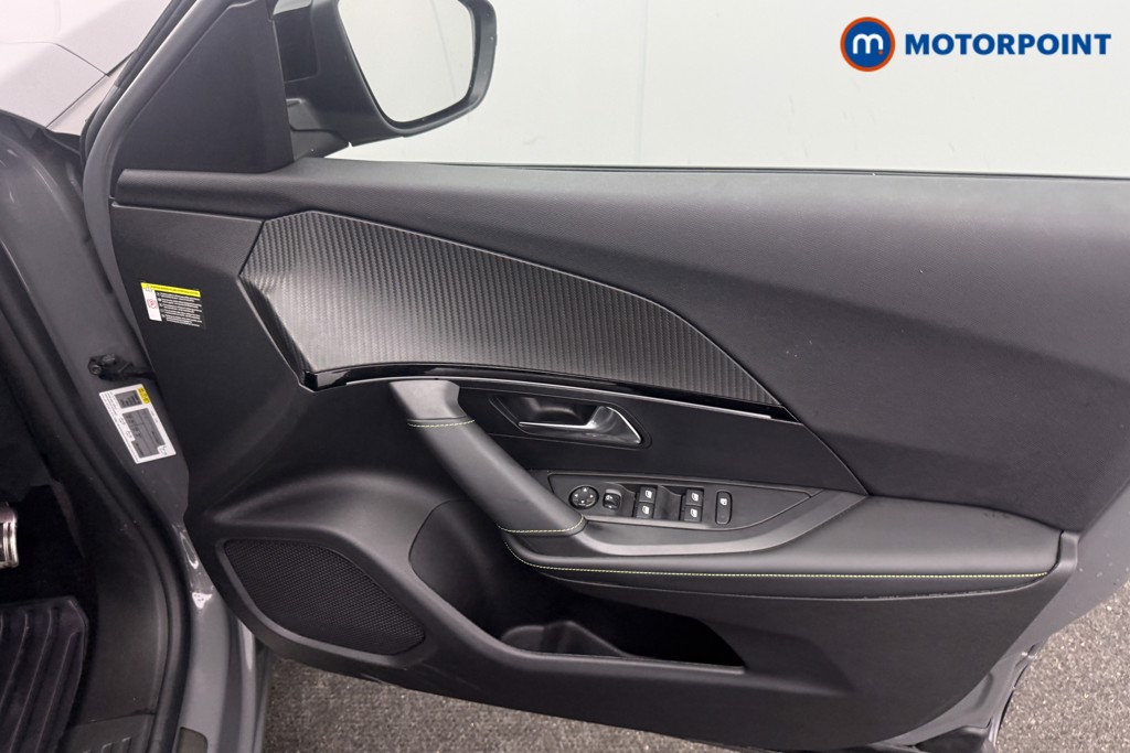 Peugeot 2008 GT Automatic Electric SUV - Stock Number (1617001) - 11th supplementary image