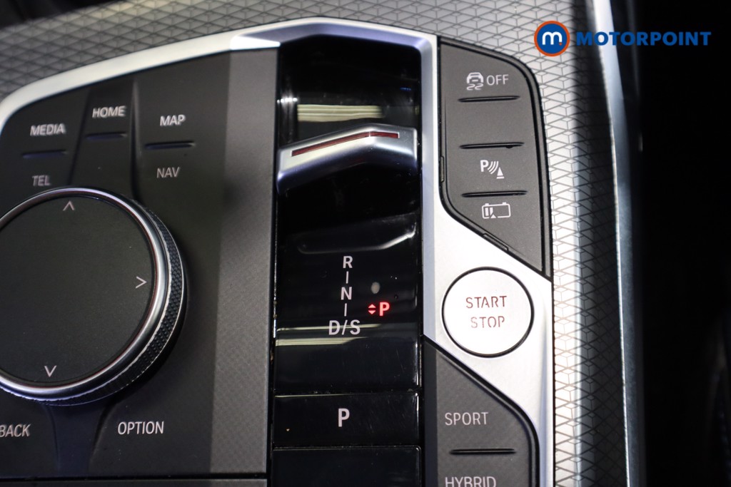 BMW 3 Series M Sport Automatic Petrol Plug-In Hybrid Saloon - Stock Number (1617129) - 5th supplementary image