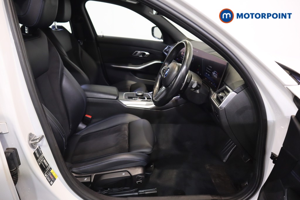 BMW 3 Series M Sport Automatic Petrol Plug-In Hybrid Saloon - Stock Number (1617129) - 6th supplementary image
