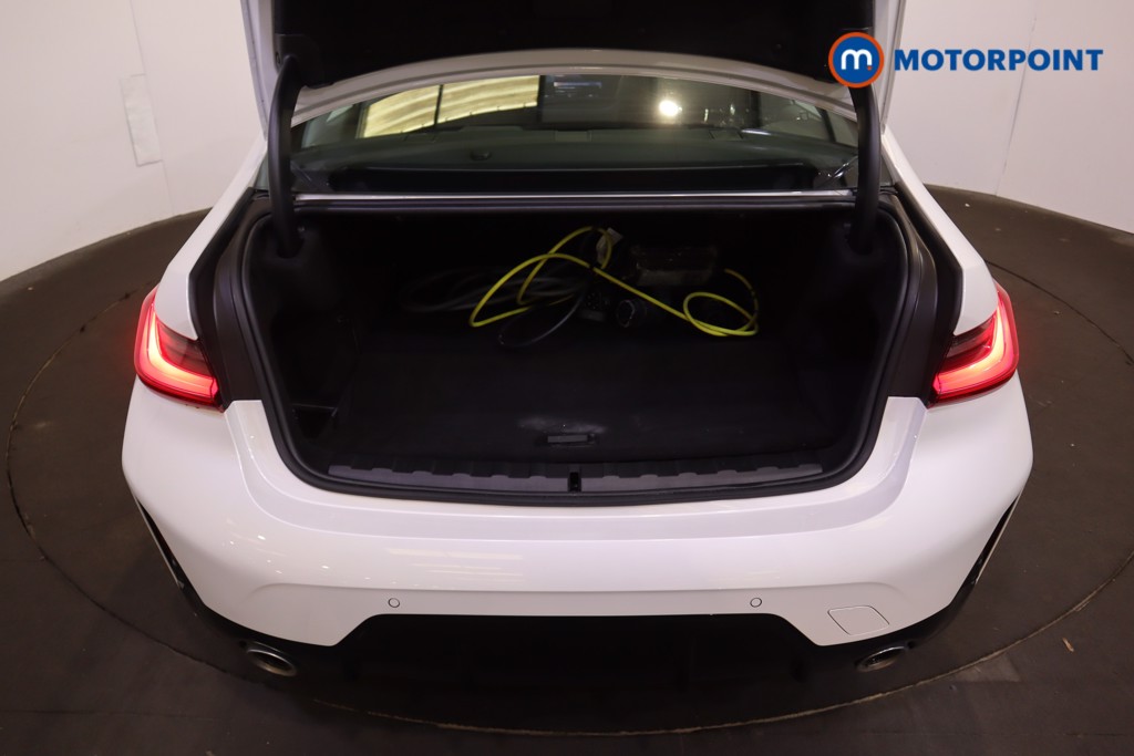 BMW 3 Series M Sport Automatic Petrol Plug-In Hybrid Saloon - Stock Number (1617129) - 8th supplementary image