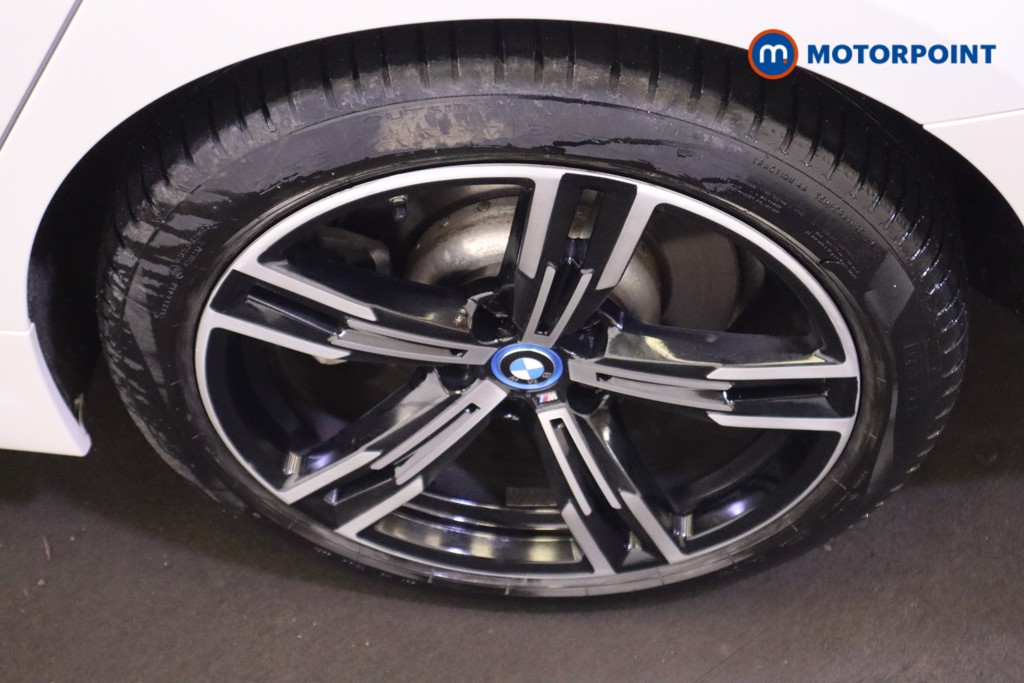 BMW 3 Series M Sport Automatic Petrol Plug-In Hybrid Saloon - Stock Number (1617129) - 9th supplementary image