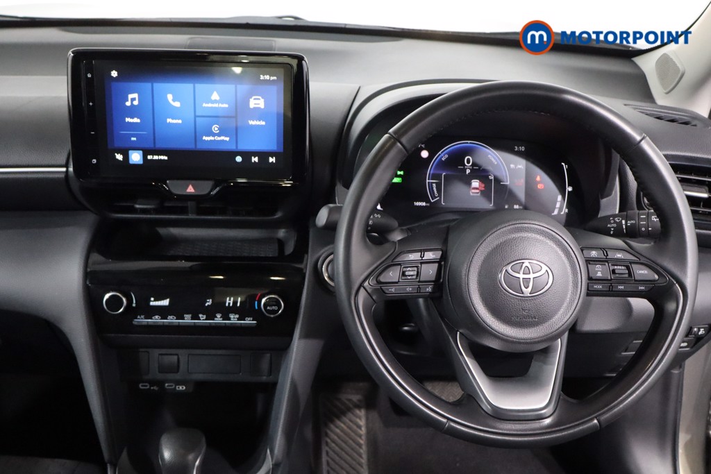 Toyota Yaris Cross Icon Automatic Petrol-Electric Hybrid Estate - Stock Number (1617158) - 3rd supplementary image