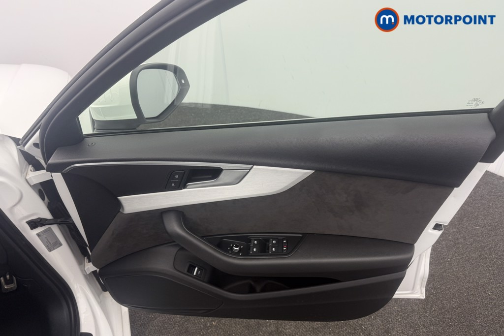 Audi A4 S Line Manual Petrol Estate - Stock Number (1617334) - 9th supplementary image