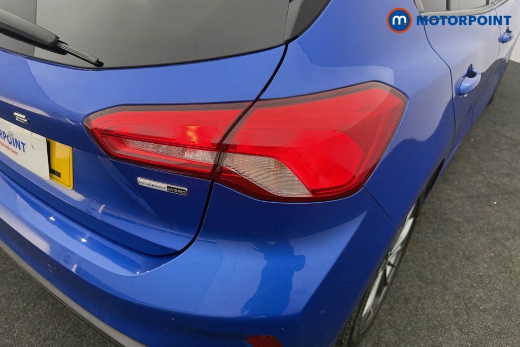 Ford Focus St-Line Edition Manual Petrol Hatchback - Stock Number (1617338) - 4th supplementary image