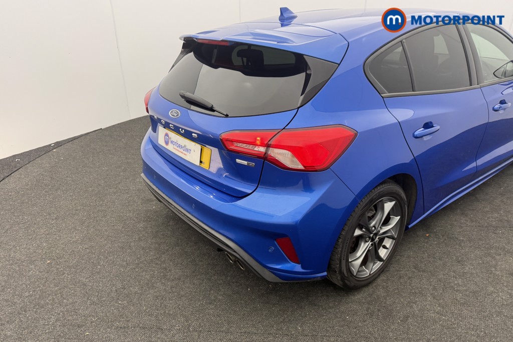 Ford Focus St-Line Edition Manual Petrol Hatchback - Stock Number (1617338) - 5th supplementary image