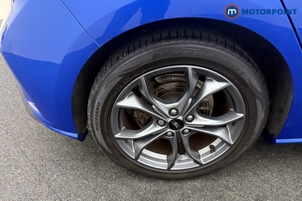 Ford Focus St-Line Edition Manual Petrol Hatchback - Stock Number (1617338) - 6th supplementary image