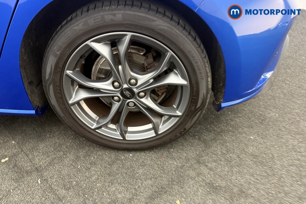 Ford Focus St-Line Edition Manual Petrol Hatchback - Stock Number (1617338) - 32nd supplementary image