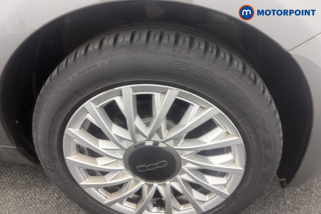 Fiat 500 Lounge Manual Petrol Hatchback - Stock Number (1617353) - 17th supplementary image