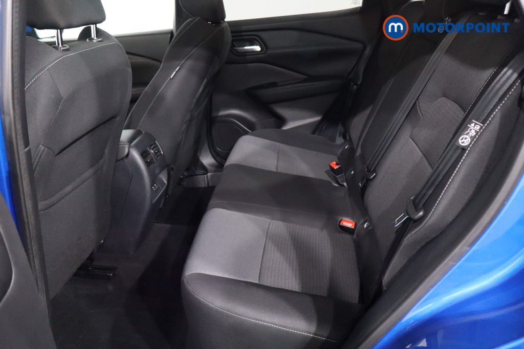 Nissan Qashqai N-Connecta Automatic Petrol SUV - Stock Number (1617535) - 5th supplementary image