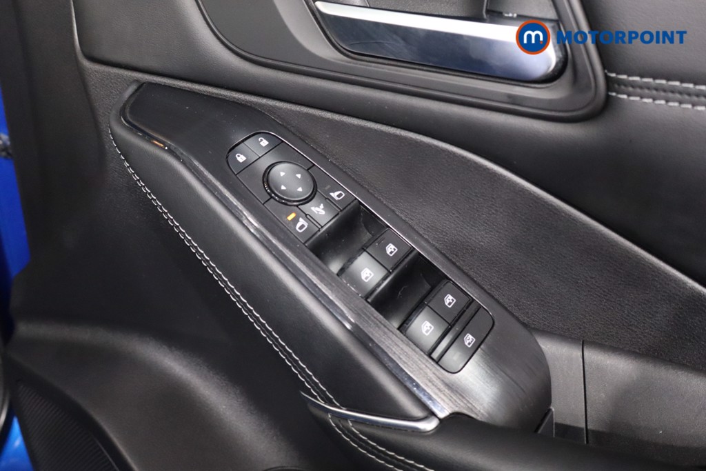 Nissan Qashqai N-Connecta Automatic Petrol SUV - Stock Number (1617535) - 25th supplementary image