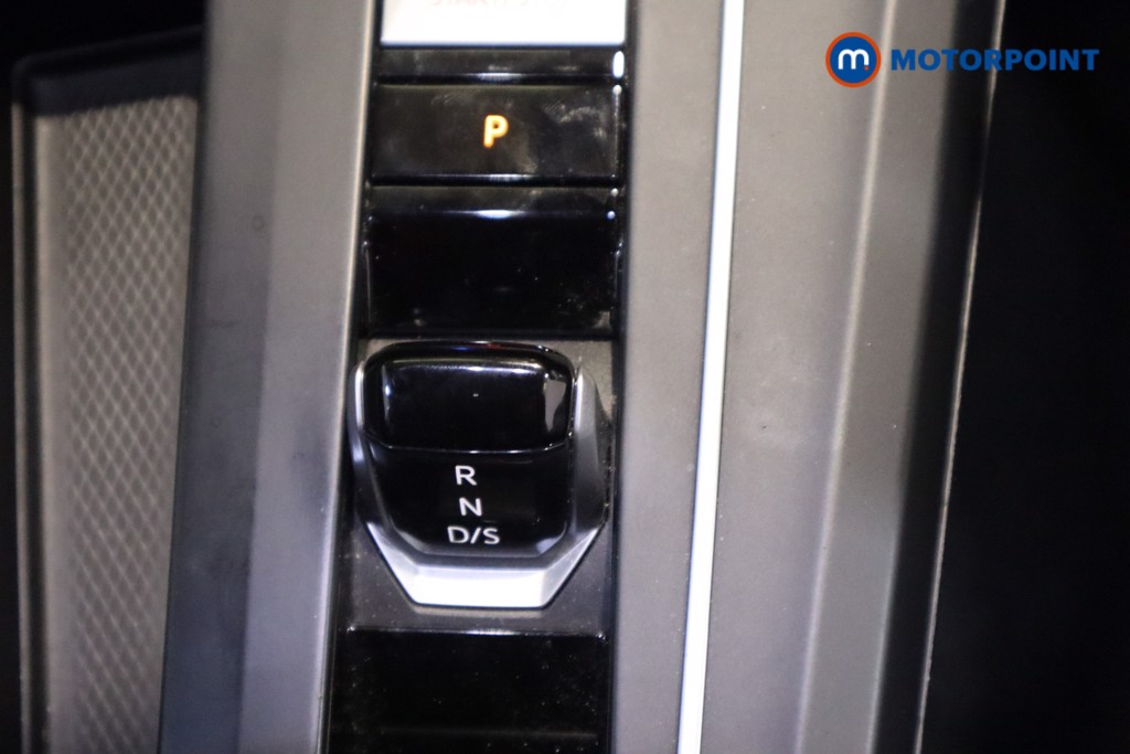 Volkswagen Golf GTD Automatic Diesel Hatchback - Stock Number (1617987) - 5th supplementary image