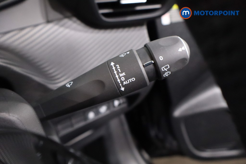Peugeot 208 Allure Manual Petrol Hatchback - Stock Number (1618944) - 15th supplementary image