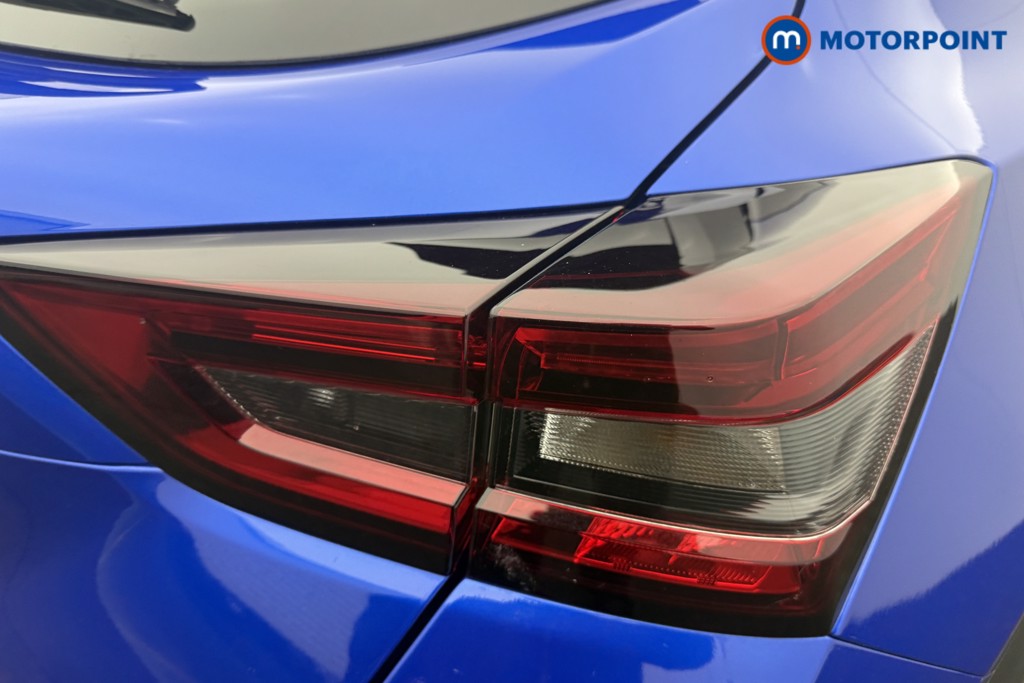 Nissan Juke Tekna Automatic Petrol SUV - Stock Number (1619223) - 5th supplementary image