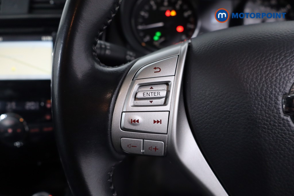 Nissan Pulsar Tekna Automatic Petrol Hatchback - Stock Number (1619550) - 7th supplementary image