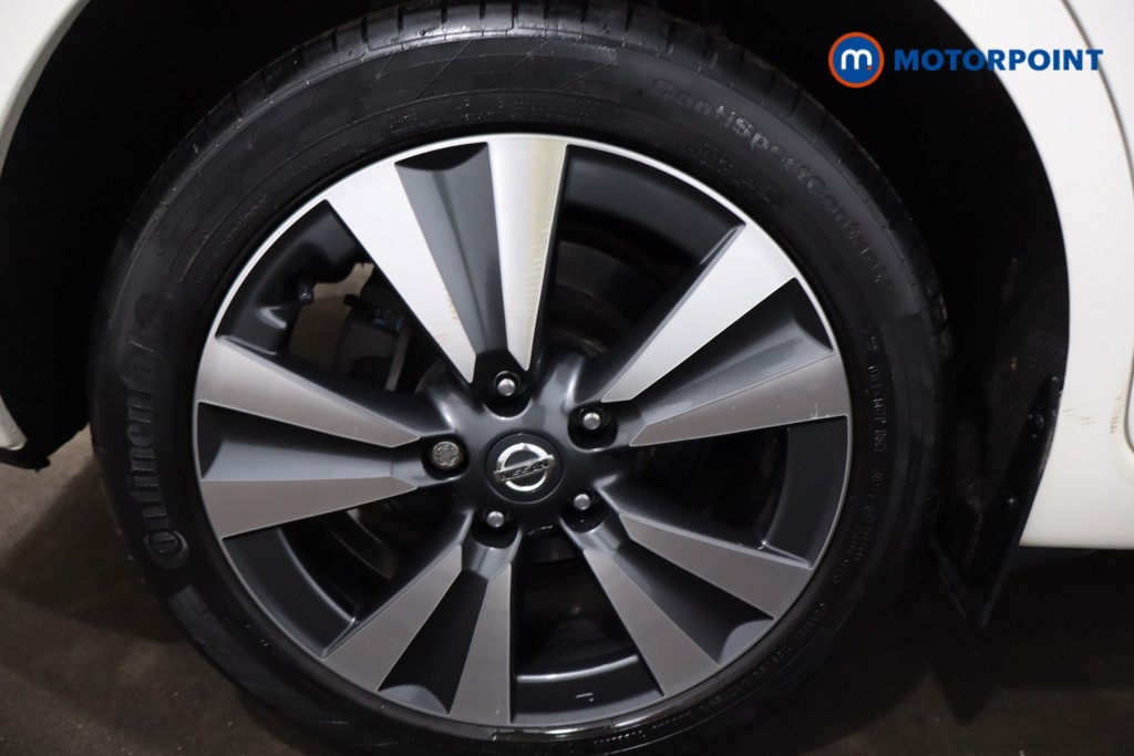 Nissan Pulsar Tekna Automatic Petrol Hatchback - Stock Number (1619550) - 9th supplementary image