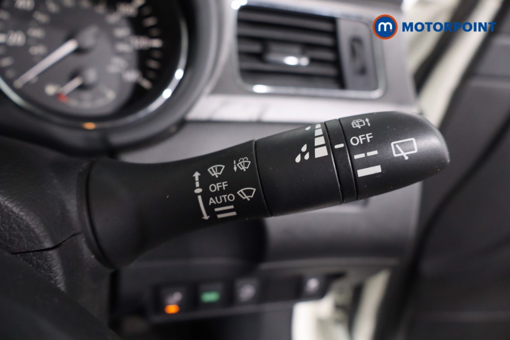 Nissan Pulsar Tekna Automatic Petrol Hatchback - Stock Number (1619550) - 15th supplementary image